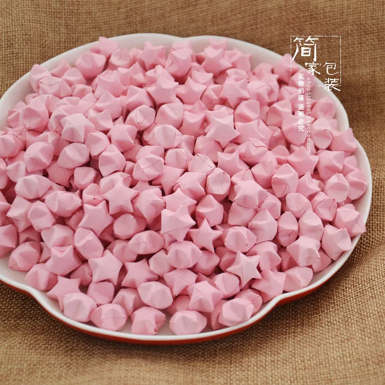 Handmade Origami Lucky Stars - 200 Piece Set for Special Occasions and Celebrations