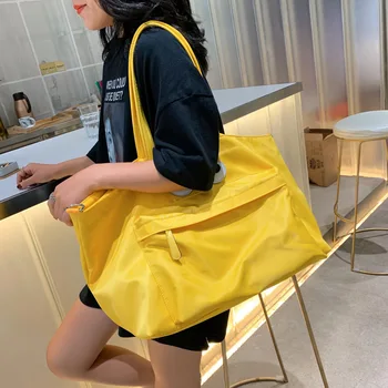 

Fitness Portable Slung Bag Waterproof Large Capacity Travel Bag Women's Sports Shoulder Bag