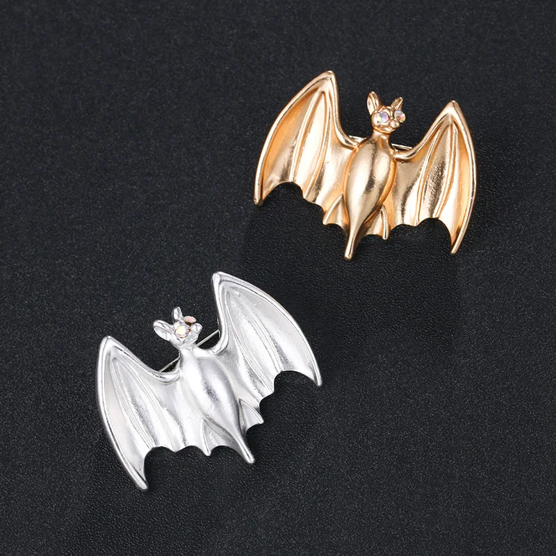 

1 piece high-end bat badge female brooch fashion animal brooch sweater coat clothes corsage decoration jewelry lapel collar pin