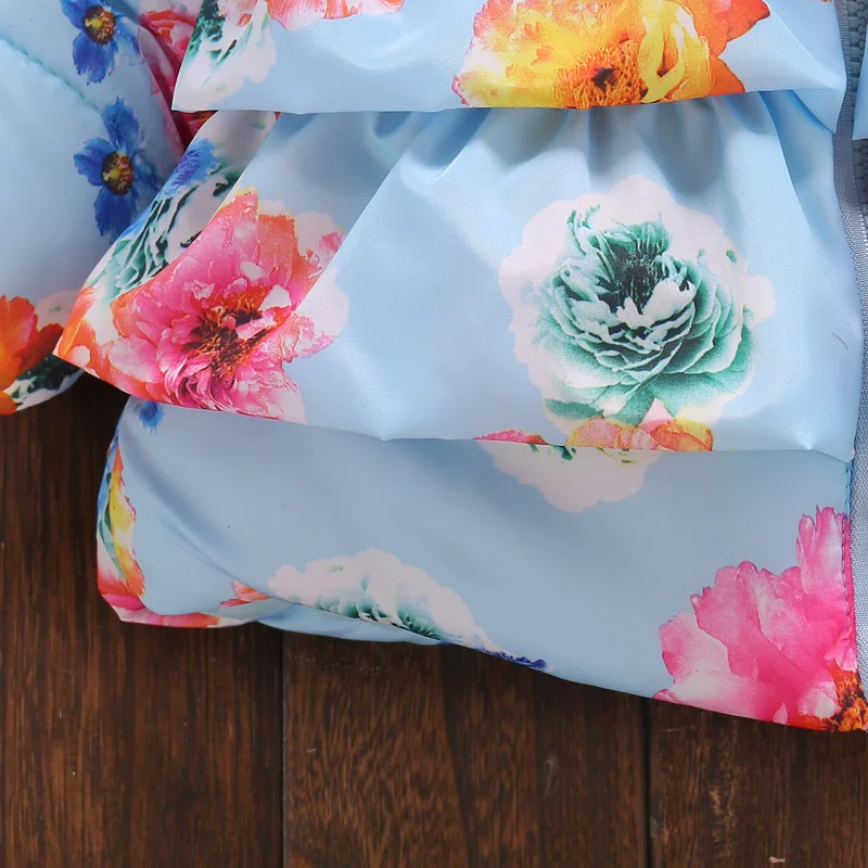 7615406623_346669714