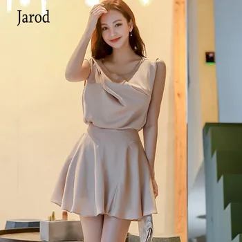 

2020 New Summer Elegant casual Women's Skirt Sets women O Neck sleeveless shirts + Mini Skirt Suits 2 pieces Set Women