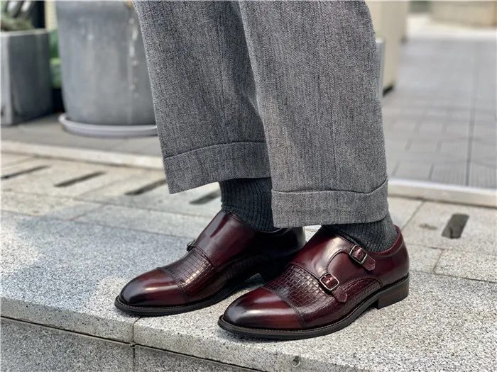 

SHOOEGLE Handmade Leather Vintage Style Men Casual Shoes Double Monk Strap Buckle Loafers Wedding High Quality Party Dress Shoes