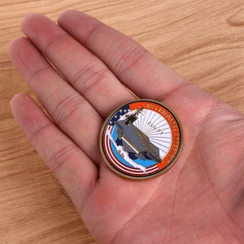 

Commemorative Coin Collection Artwork Plating Golden Navy CVN71 Aircraft Carrier Y4UB