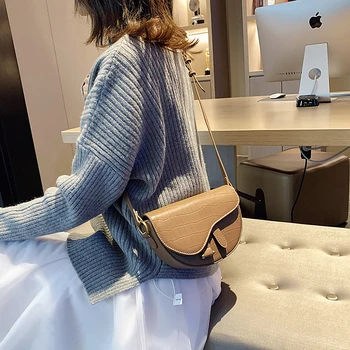 

Louis Brand Women Crossbody Bag Fashion Stone Pattern Saddle Bags Female Single Shoulder Bags Luxury Designer Small Handbags CC