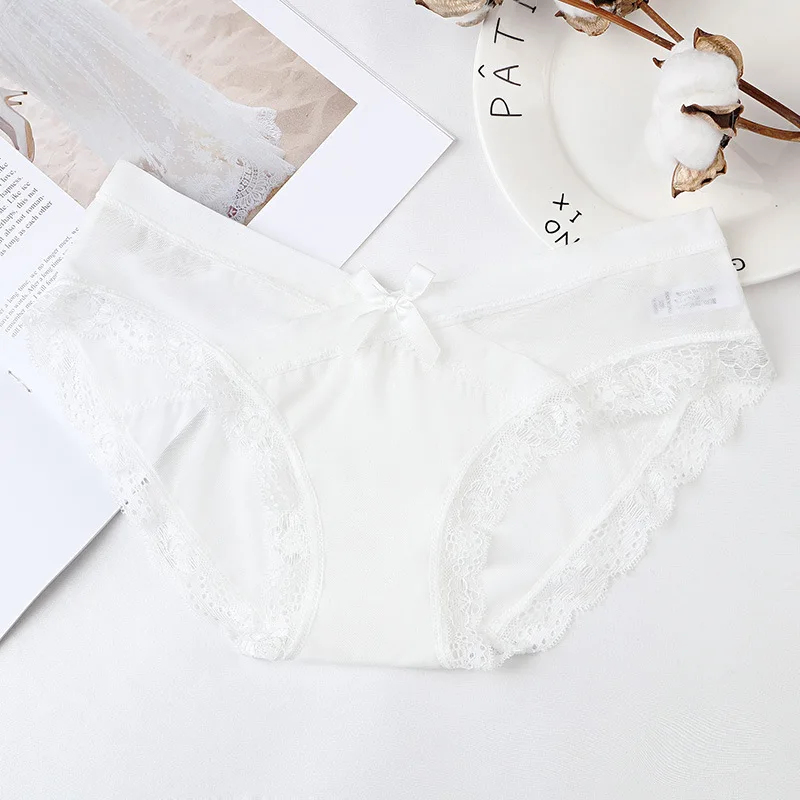 

2019 New Womens Fashion Underwea Ladies lace sexy low waist underwear triangle large size ice silk no trace female