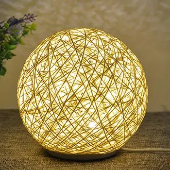 

Creative Sepaktakraw Lampshade USB LED Night Light US Plug 3 Colors Rattan Ball Desk Lamp Bedroom Living Room Table Lamps