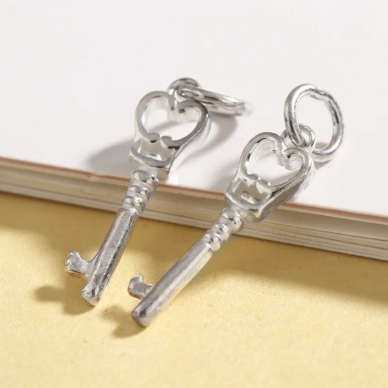 

925 silver jewelry,Wholesale Factory price 925 beads charms free shipping fashion Heart -shaped key pendants