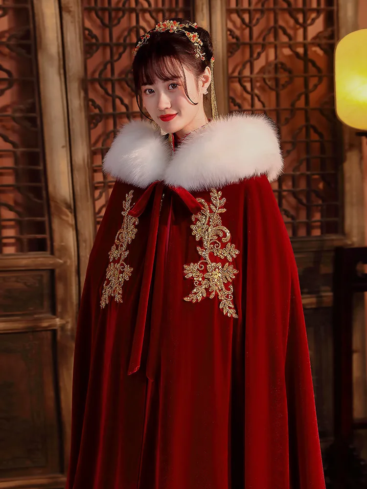 Bridal Shawl Winter Wedding Cloak Faux Fur Hooded Warm Red Long Wrap Gold Appliques Beaded Velour Women Accessories Customized