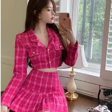 

Hong Kong Women V-Neck Retro Age Reduc Style Tweed Fashion Plaid Suit Jacket Spring And Autumn 2021 The New Pleated Skirt Small