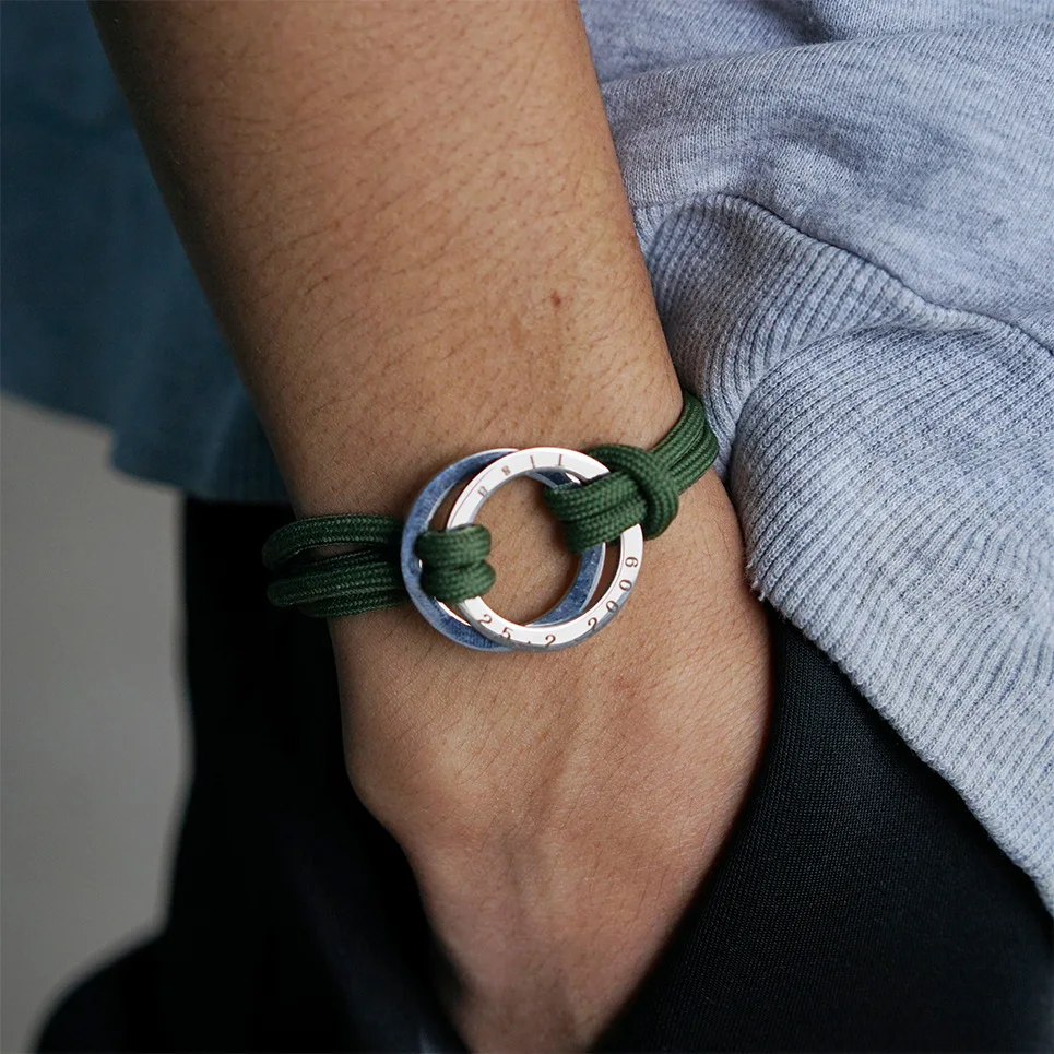 Персонализированный мужской браслет на заказ с фамилиями и датой памяти, титановое стальное круглое соединение для подвески-шарма, браслеты