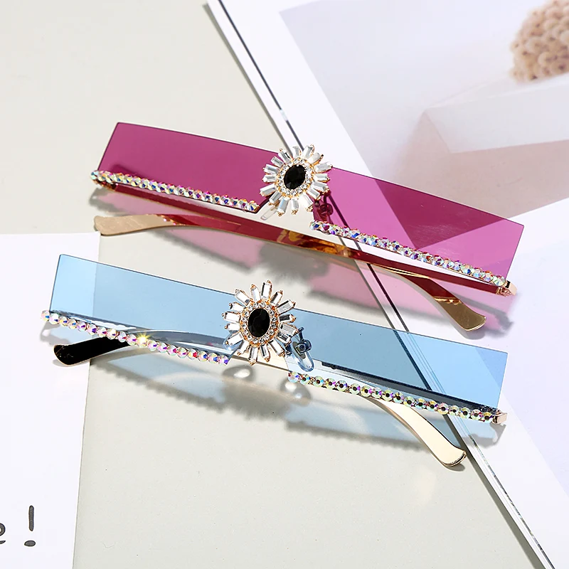 

Fashion Women Square Diamond Sunglasses Brand Designer Small Frameless Glasses Rhinestone Flower Crystal Eyeglasses UV400 Oculos