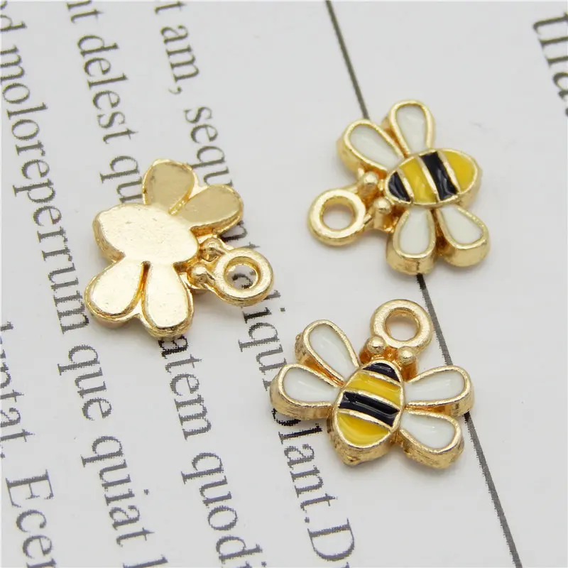 

Julie Wang 10PCS Enamel Tiny Bee Charms Alloy Cartoon Yellow Honeybee Pendant Bracelet Jewelry Making Accessory