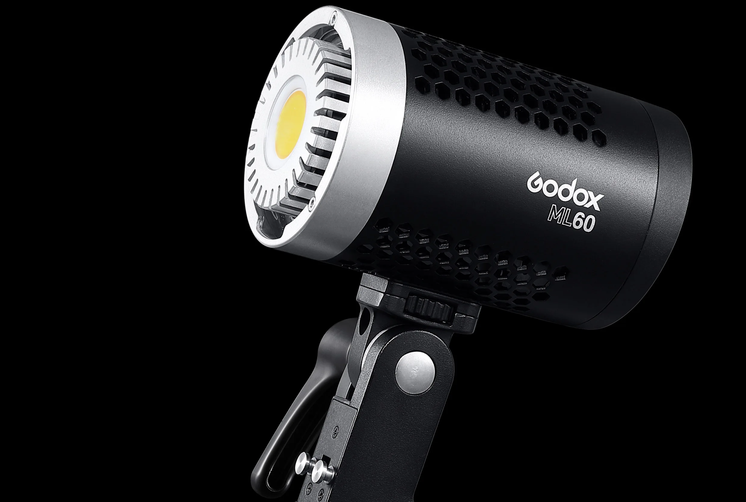 Godox ML60 60W Handheld LED Video Light CRI96+ TLCI 97+ with 2*NP