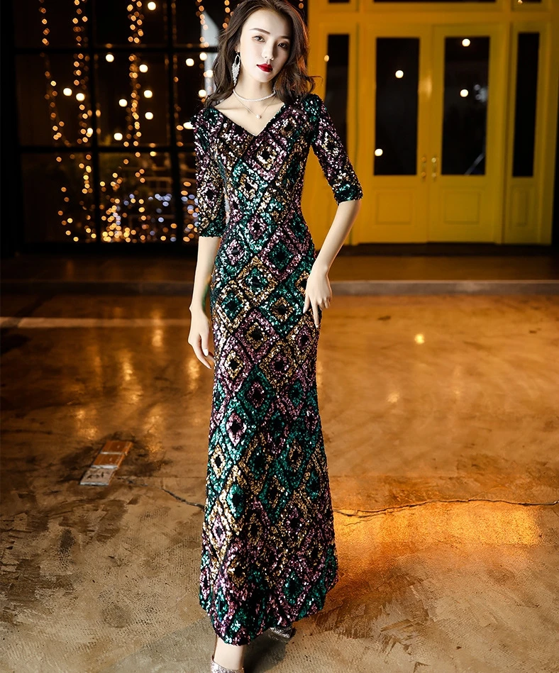2020 New Listing Sequins Evening Dress Long Elegant V-neck Womens Formal Gown A-Line Banquet Half Sleeves Evening Party Gowns