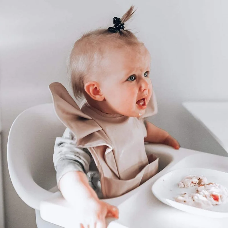 Waterproof Baby Food Eating Bibs Baby's Mess Smock for Children Feeding Cloths Sleeveless Bib with Pocket Kids Aprons New Born