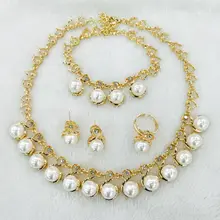 Yulaili elegante perla simulada nupcial conjuntos de joyería de boda cristal encanto oro collar Stud pendientes pulsera anillo(China)
