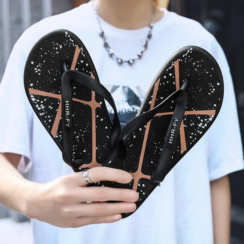 Новинка года; Летние Стильные мужские шлепанцы в Корейском стиле; модные повседневные сандалии; мужские шлепанцы