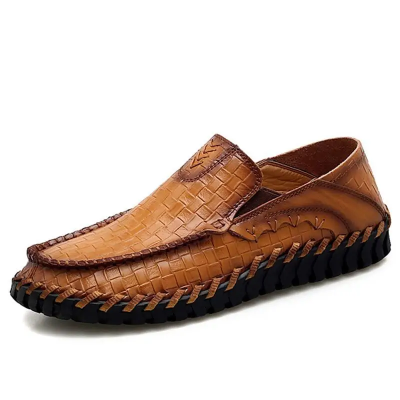 Yellow brown New Men Loafers Shoes Soft Moccasins Genuine Leather Flats Handmade Casual Shoes Slip-On Men's Shoes Driving Shoes - Color: Yellow brown