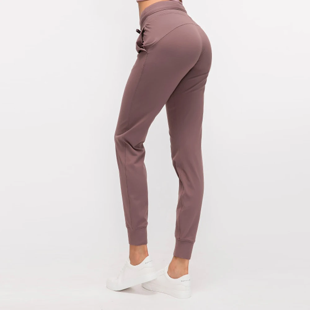 relaxed joggers womens