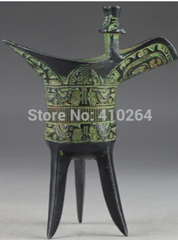 

Oriental Bronze Chinese Old Exorcism Handwork Embossment Wine Cup Decor statue