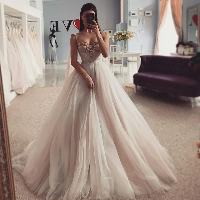 Sexy Crystals Wedding Dresses Vestidos de Noiva 2021 Princess Bride Dress Church Beach Wedding Gowns Custom Made picture color
