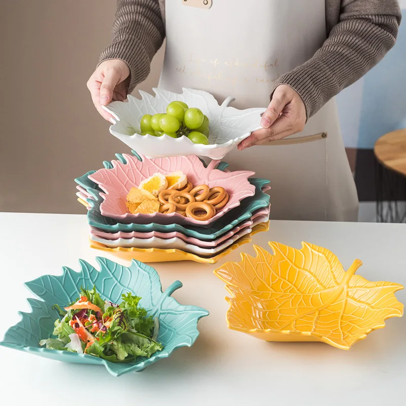 Creative Ceramic Maple Leaf Plate Snack Dessert Cake Candy Nut Dish Fruit Salad Porcelain Key Jewelry Home Decorative Tray | Дом и сад