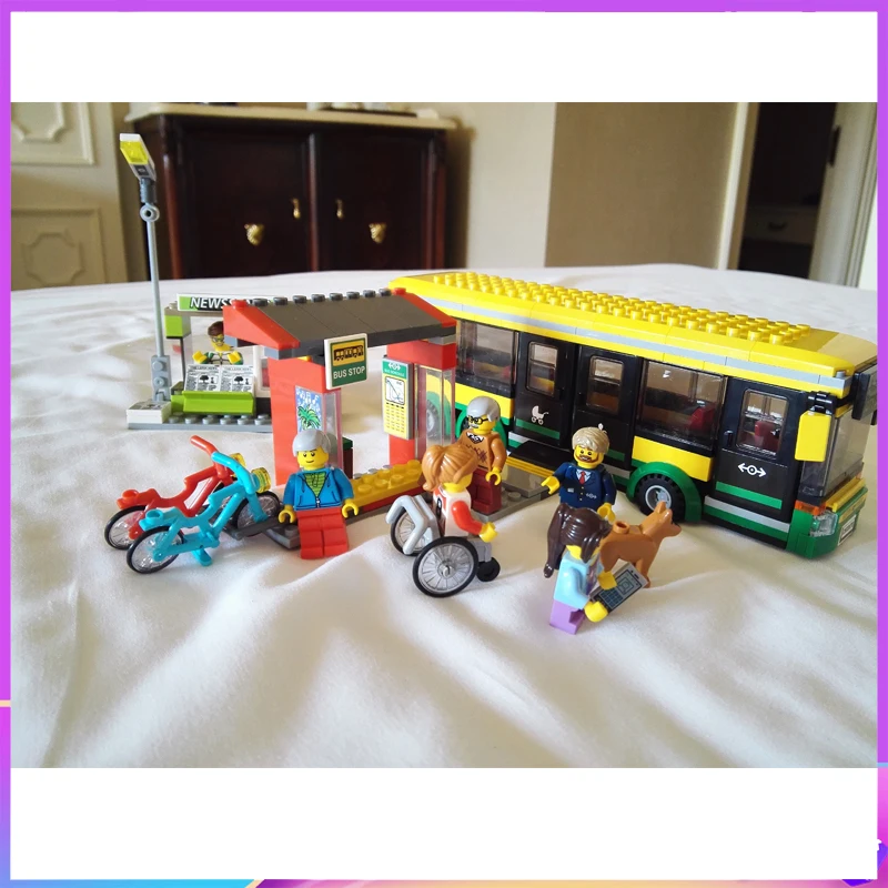 

CITY Town Bus Station Sets Building Blocks Technic Bricks Classic Toys Marvel 60154 02078 377pcs Children