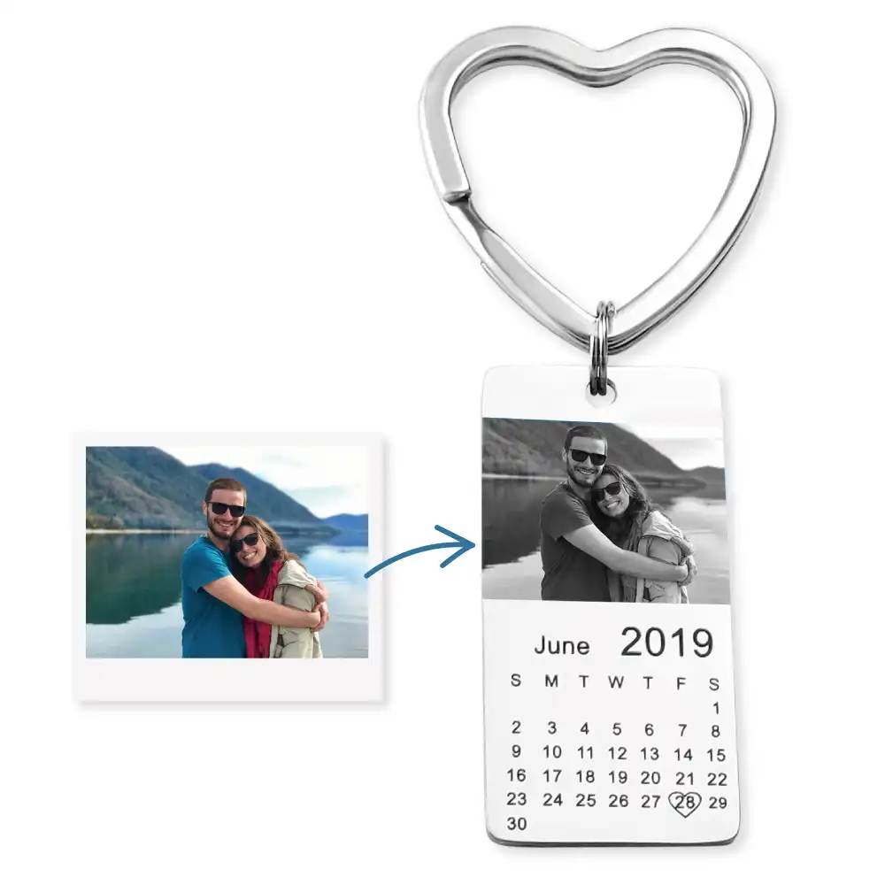 calendar keychain for girlfriend