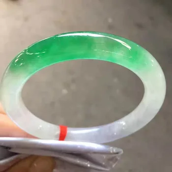 

Certified (Grade A)100% Natural Green yu Bracelet Women Bangle(including certificate)