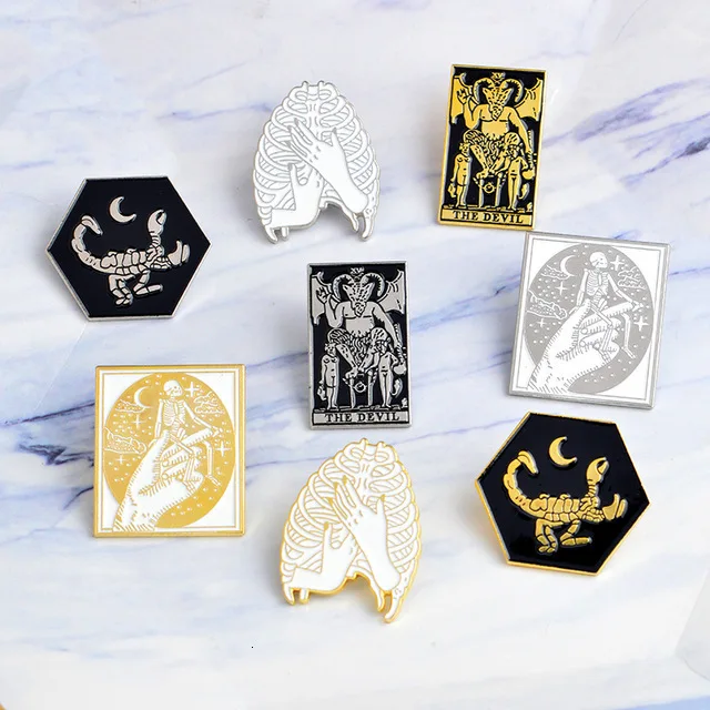 Fine Punk Dark Skeleton on finger Brooches Moon Scorpion Brooch Pins Enamel Pin Lapel Badges Women Men Accessories | Дом и сад