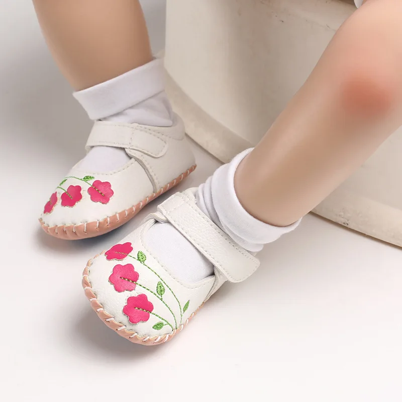 Baby Girl Shoes Newborn Toddler Boy Soft Handmade Rubber Sole Embroidered Flower Infant First Walkers Princess Baby Crib Shoes 4