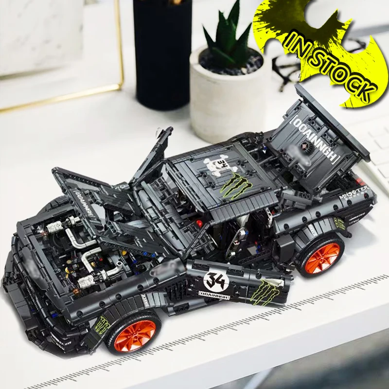 

In stock 33003 23009 20102 Racing Car Model Hoonicorn V2 1:8 2975 PCS Racing Car Technic series Building Blocks Bricks 21047
