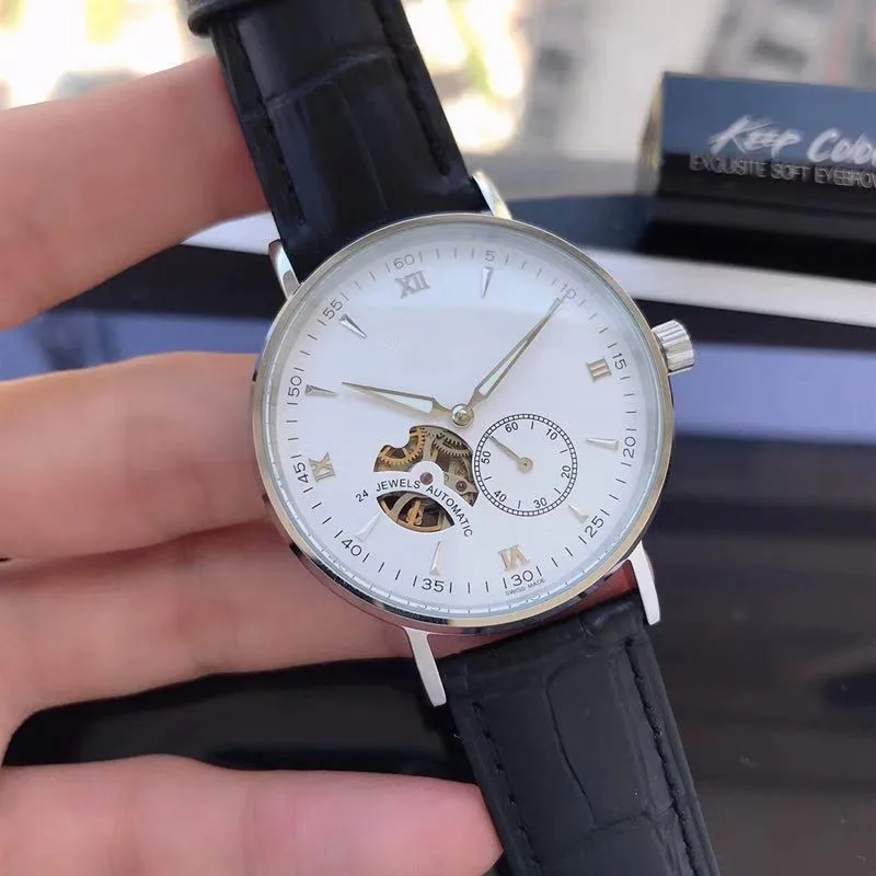 

WG10146 Mens Watches Top Brand Runway Luxury European Design Automatic Mechanical Watch