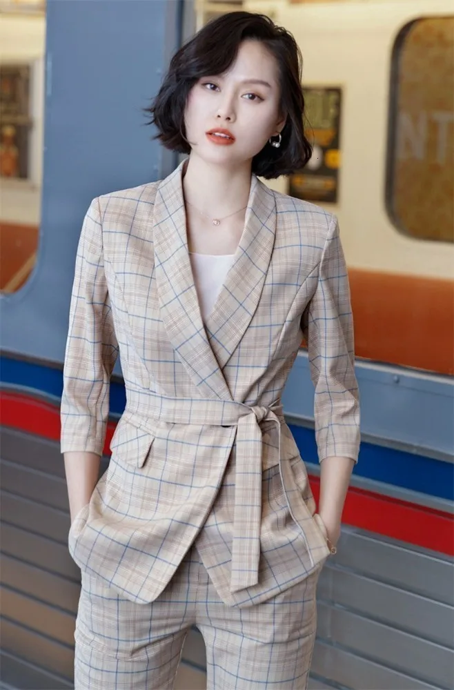 Novelty Apricot High Quality Fabric Uniform Designs Women Pantsuits Jackets And Pants For Ladies Blazers Pants Suits With Belt