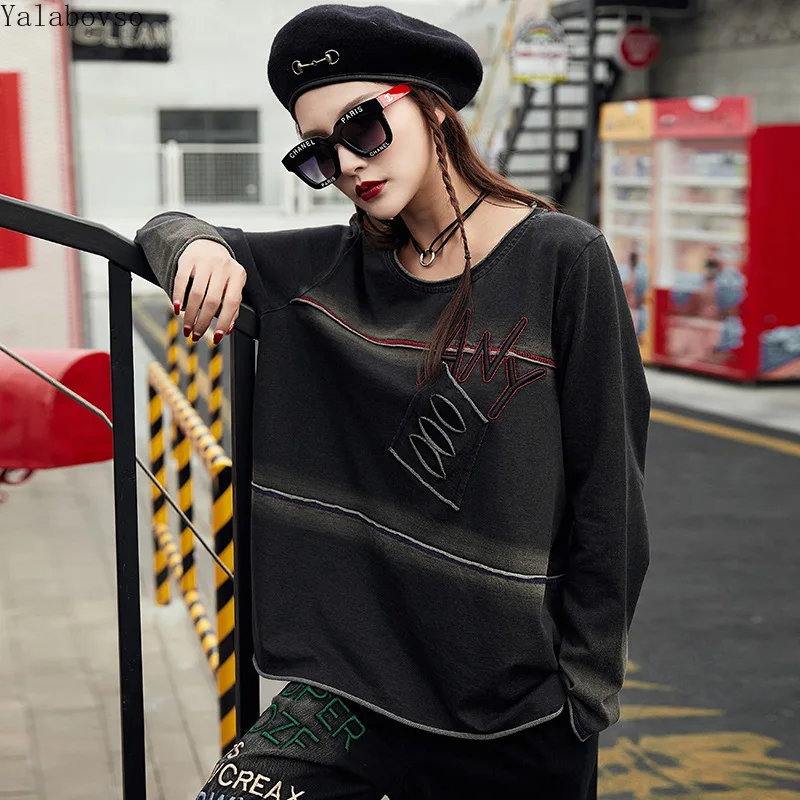 

Thirteen-line Yi Keren 19 Spring New Loose Crewneck Turtleneck Embroidered Gradient Long Sleeve T-Shirt Female E426