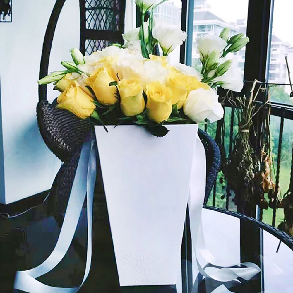 Fashion Hugs Barrels Flower Bouquet Box Popcorn Bucket Shop Gift DIY Vase With Handhold Hug Bucket Rose Florist Gift