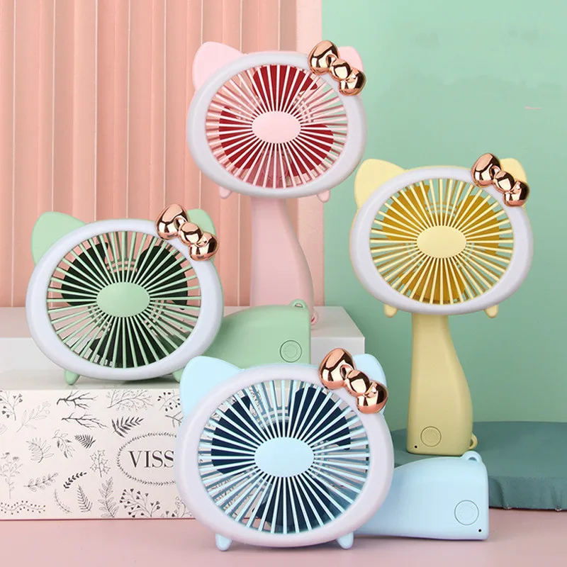 3.7V Cat pattern Portable folding Mini electric fan USB charging LED night light 800mAh 3gears adjustment ABS material |