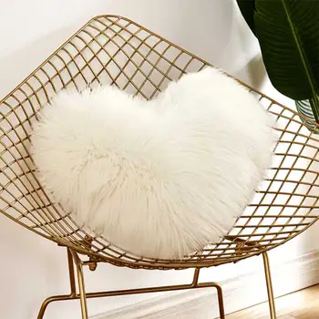 

Artificial Wool Heart-shaped Pillow Household Long Plush Cushion Pillow Sofa Cushion Love Pillow Can Be Washed With Core White