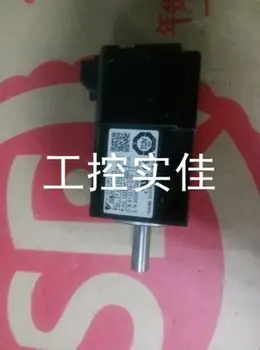 

YASKAWA SERVO MOTOR SGMJV-A5A3A21 FREE EXPEDITED shipping Refurbished