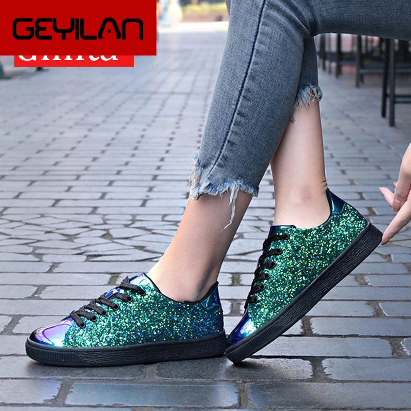 

New Bling Flats Shoes Women PU Leather Crystal Lace Up Loafers Shoes For Ladies Big Size Women's Summer Fashion Shoes