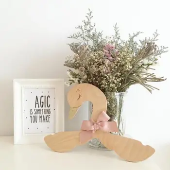 

2019 New Hot Wooden Wall Swan Hangers Racks Of Children's Clothing In Children's Room Decorate Wooden Wall Coat Hanger Racks