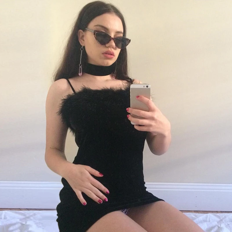 

Sweetown Black Solid Sexy Velvet Off Shoulder Mini Dress 2020 Summer Women Sleeveless Backless Slim Dresses Female Party Outfits