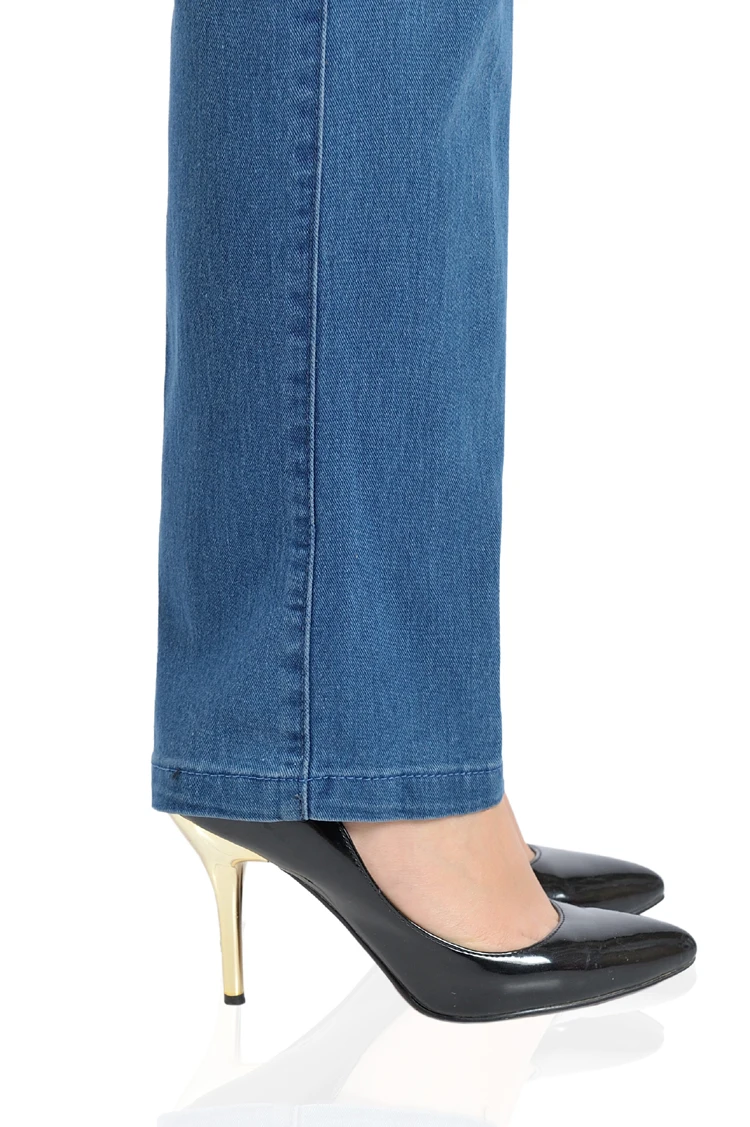 jeans casual, bordado de bolso, mãe de meia-idade, outono, 2023