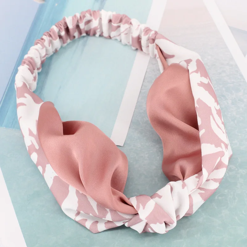 

Imported from South Korea Simple Western Style Hair Band Cross Headband Middle Knot Palm Vacation Style Hair Bands Headband B671