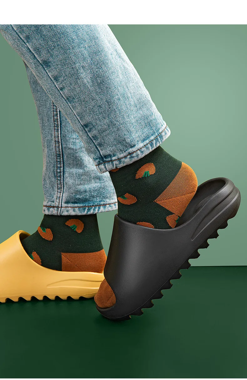 15144199668_2084687499