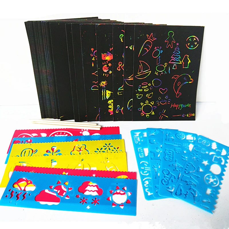 Carta Scratch Art Set, 50 FOGLI + 6 Stencil Rainbow Magic Scratch Carta Per 