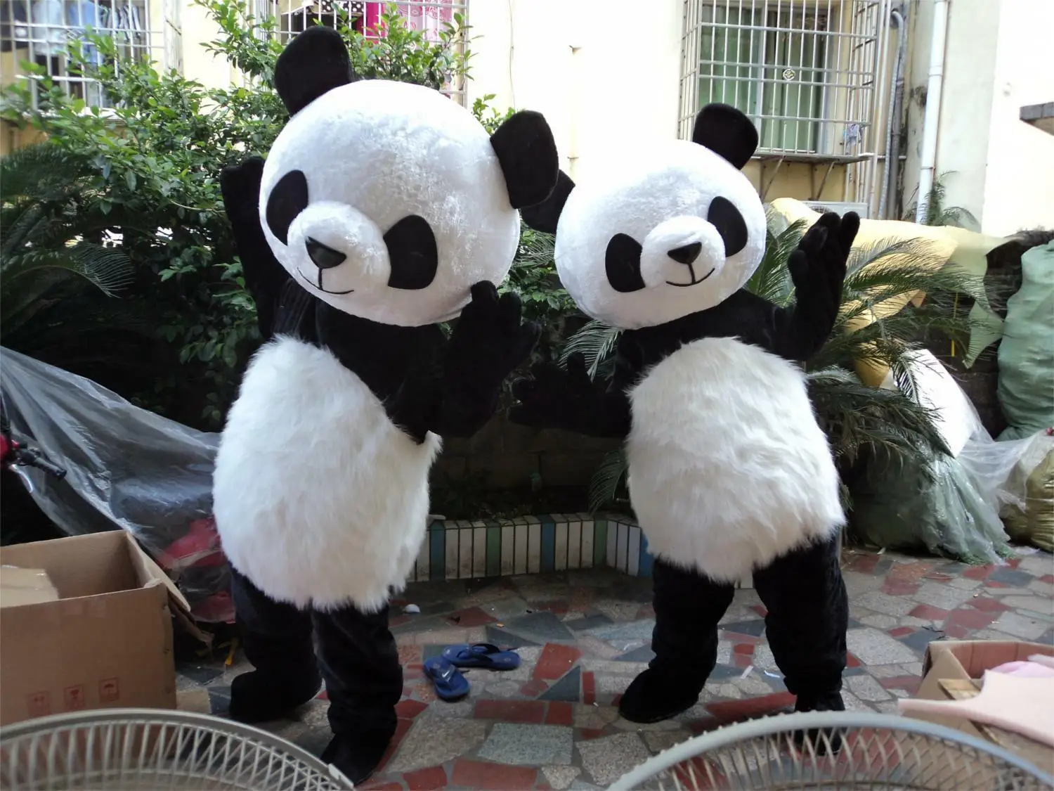 

Cute Chinese Panda Bear Mascot Costume Adults Size Fancy Dress Birthday Party Outdoor Outfit Costume Completed Suits