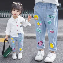 Джинсы для девочек весенняя одежда Новинка года, стильные весенне-осенние брюки в Корейском стиле для маленьких девочек милые детские штаны с рисунком