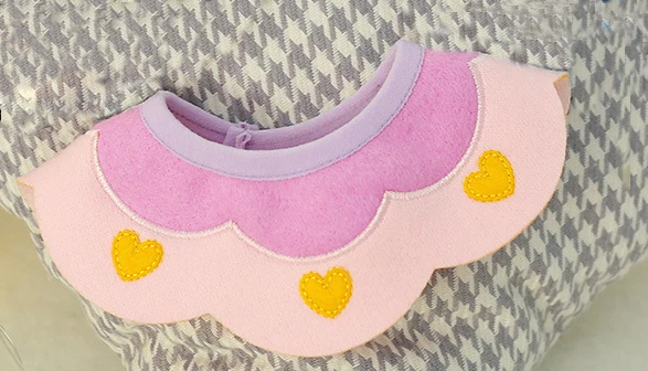 Pink purple heart m Аксессуар для домашних животных собачий нагрудник шарф для котов дешево высокое качество слюнявчик сердце нагрудник шарф для домашних животных нагрудник плюшевый треугольник ошейник для маленьких собак - Цвет: Pink purple heart m