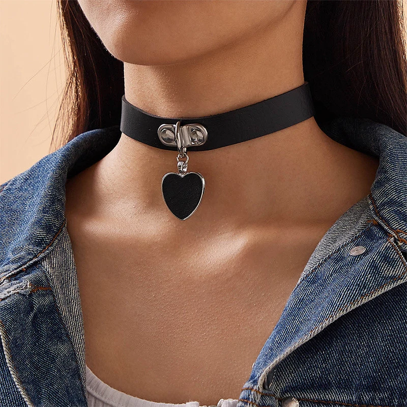 

Fashion Black Heart Pendant Choker Necklace Girl Rock PU Leather Chain Necklaces Men Punk Jewelry for Women Goth Sexy Party Gift